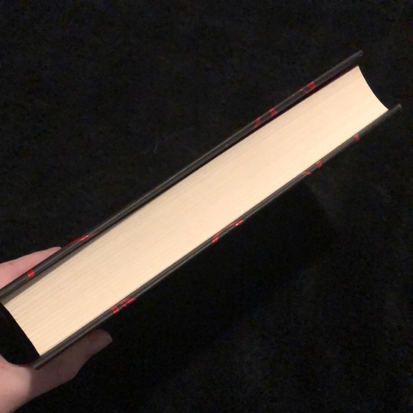 Heartless by Marissa Meyer Hardcover Book Great Condition - Picture 8 of 14